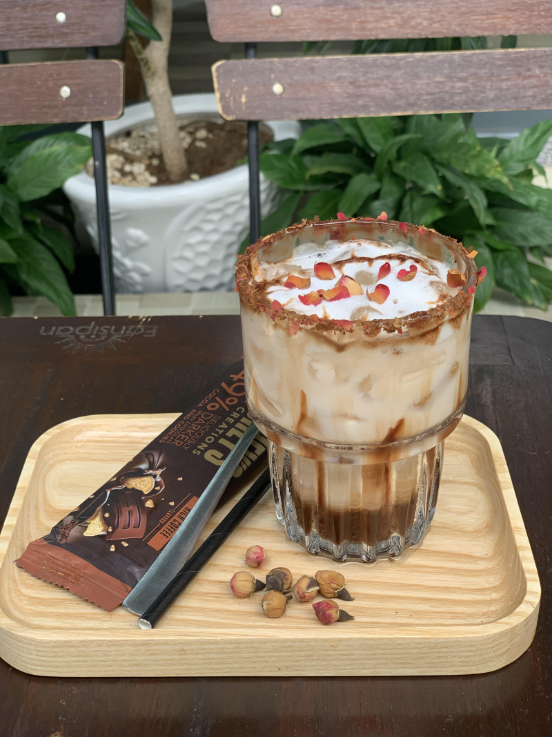 SBD001518 - Lê Nguyễn Hải Quỳnh